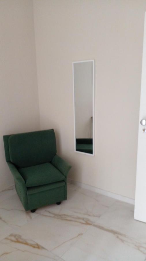 La Rosa Rossa Hotel Bari Bagian luar foto