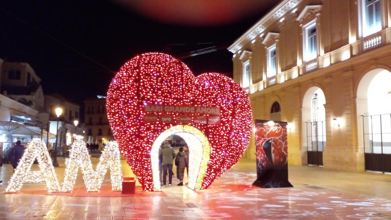 La Rosa Rossa Hotel Bari Bagian luar foto